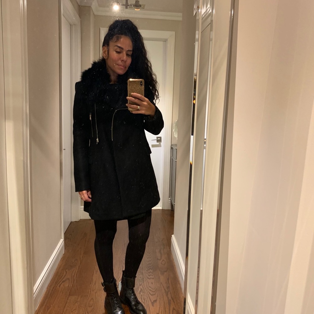 🔥🔥Brand New Zara Wool Coat w/FauxFur Collar😍😍